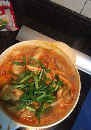 Hình của món Canh kim chi.