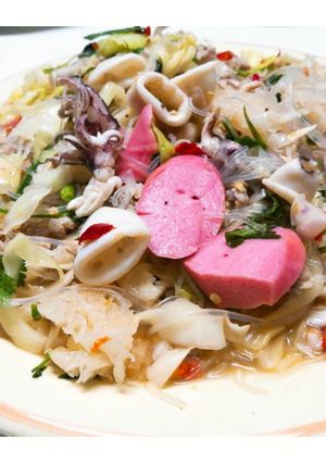 รูปของ 🍝ยำรวมมิตรสี่สหาย🦑🐷