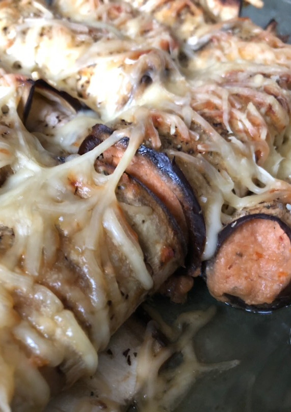 Una foto de Canelones de berenjena con atún y huevo cocido