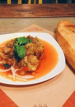 Hình của món Gà sa tế.