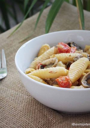 Une photo de Pâtes sauce champignons et tomates