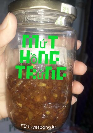 Hình của món Mứt hồng trứng.