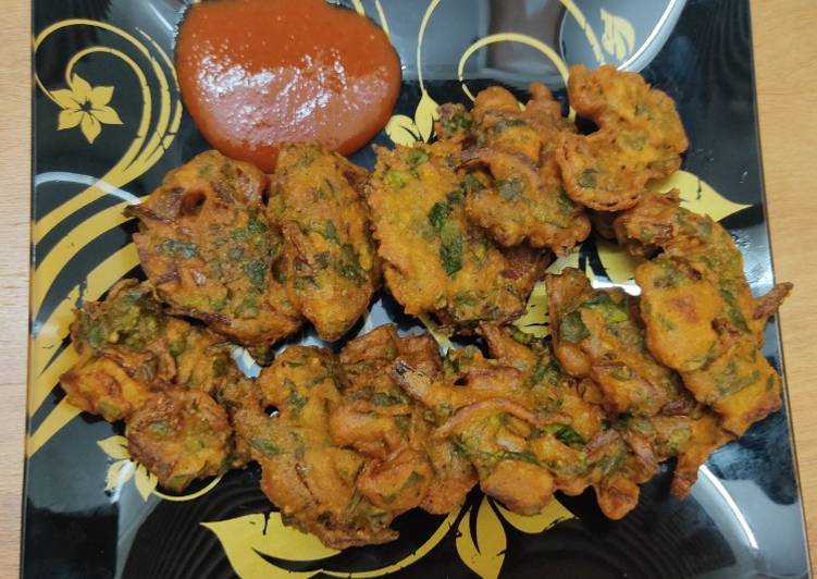 Steps to Make Any-night-of-the-week Spinach pakode