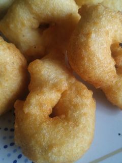 उड़द दाल बड़ा (urad dal vada recipe in Hindi) रेसिपी मुख्य फोटो