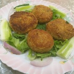 A picture of Chicken Russian cutlets.