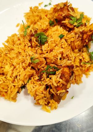 Jollof Rice செய்முறை முக்கிய புகைப்படம்