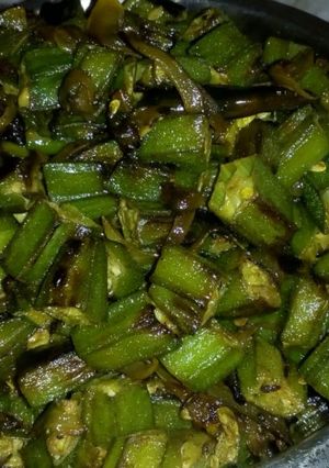 A picture of Lady's finger stir fry.