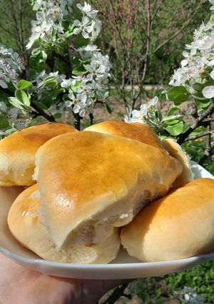 Фото Пухкі та смачні пиріжки із сиром😋.