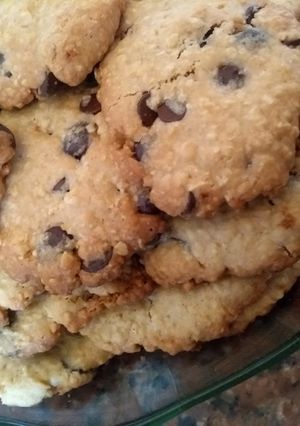 Una foto de Galletitas con chips y avena