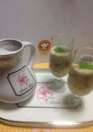 Una foto de Pitahaya, manzana al vodka