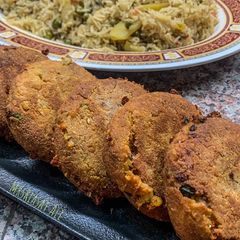 A picture of Cheesy Potato & Chicken Cutlets.