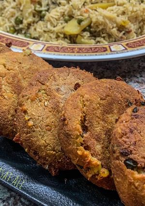 A picture of Cheesy Potato & Chicken Cutlets.