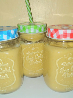 A picture of Avacado Banana smoothie with dates- #4weekschallenge.