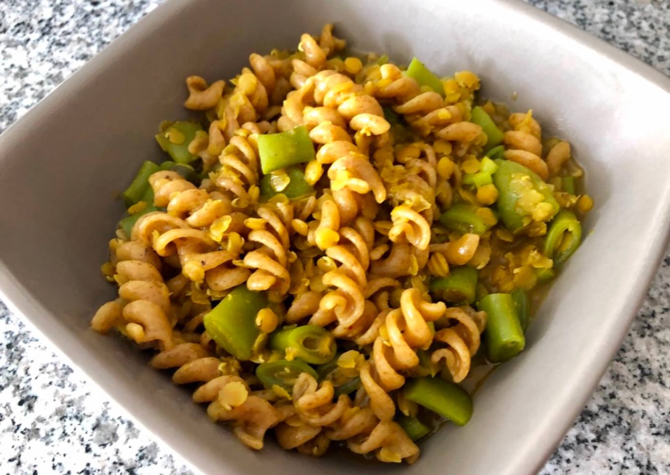 Fusilli al curry rapidito