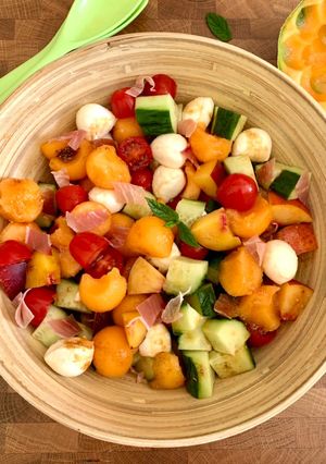 Une photo de ☆Salade de Melon, concombre et Mozzarella☆