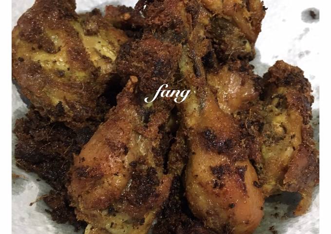 Ayam Goreng Telur / Ayam Goreng Padang