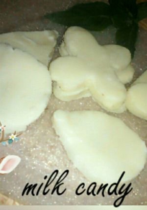 A picture of #alawar madara(milk candy#.