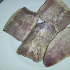 A picture of Boiled arrowroots.