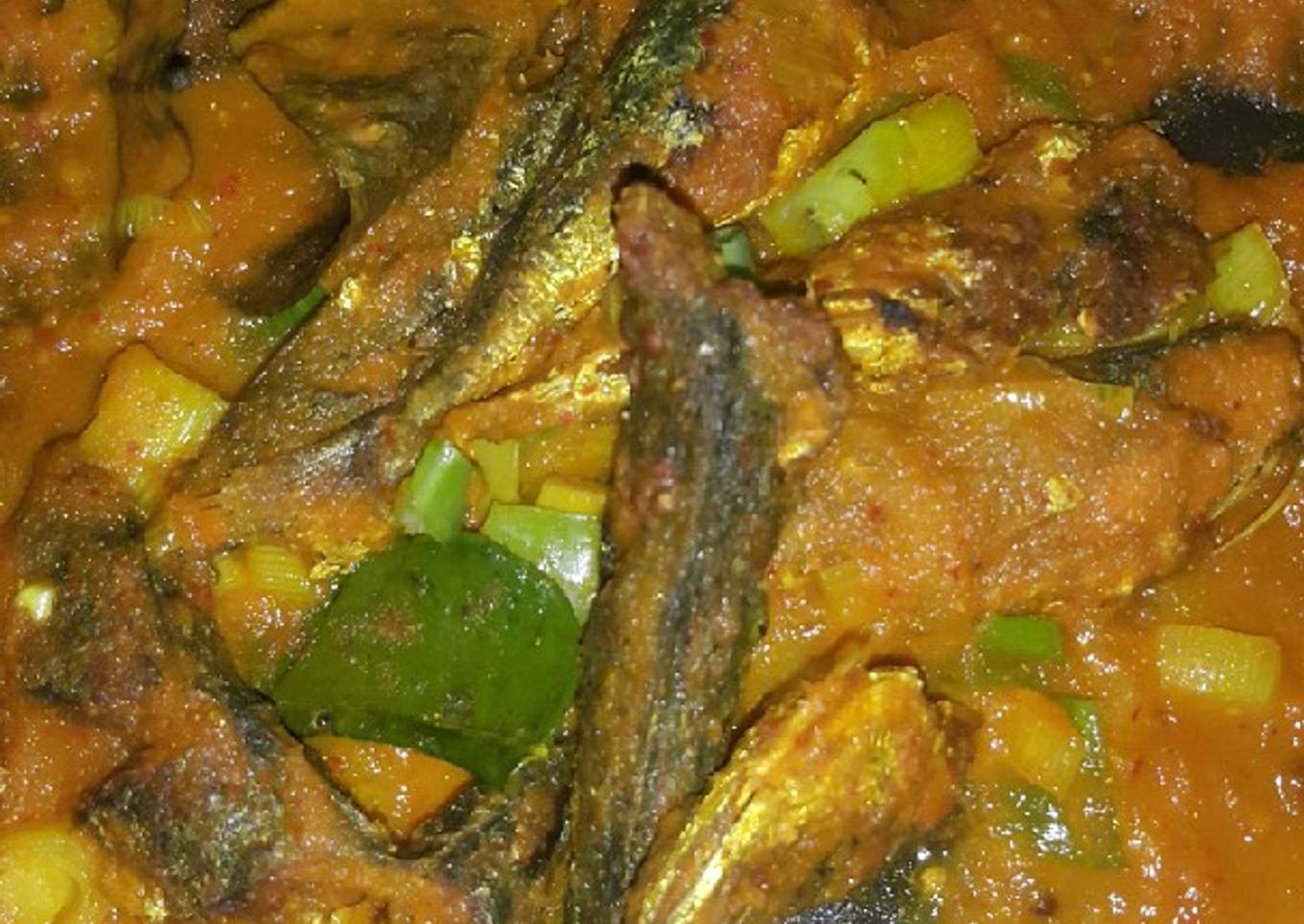 Rica rica ikan layang