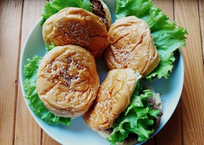 Resep Simple Burger Oleh Ria Mamanya Tata - Cookpad