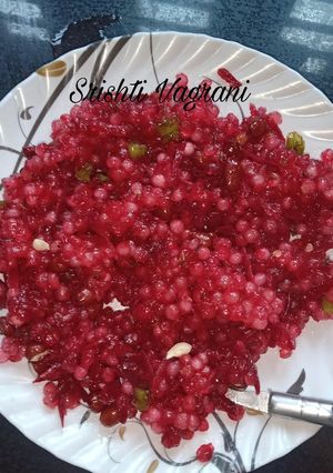 A picture of Beetroot sabudana khichdi.