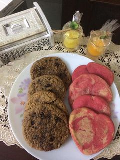 चॉकलेट नुटेलला स्टफ्ड कूकीज (chocolate nutella stuffed cookies recipe in Hindi) रेसिपी मुख्य फोटो