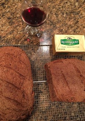 A picture of German Dark Rye Bread.