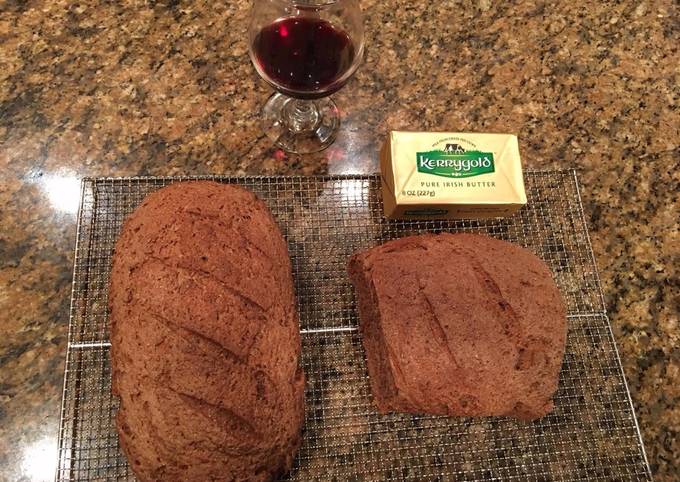 German Dark Rye Bread