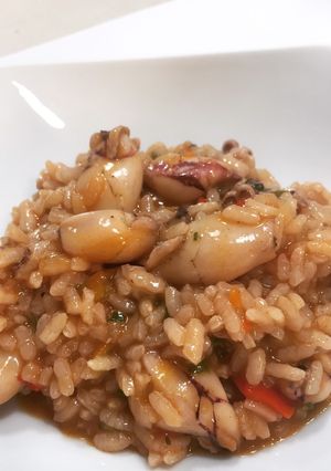 Una foto de Arroz meloso con chipirones