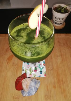 Une photo de Jus d'orties, pomme, et citron