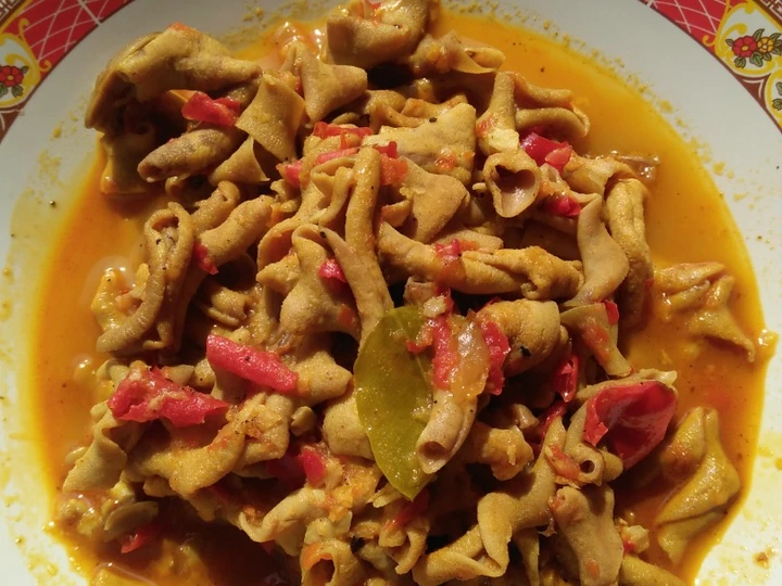 Langkah Gampang Membikin Resep Tumis Usus Ayam Bumbu Kuning Super Pedes Ala2 Warung Makan yang Lezat Sekali Anti Ribet, Menggugah Selera