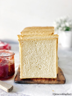 A picture of Shokupan Polish Bread (Closed Lid Version).