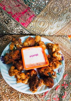 कॉलीफ्लॉवर 65 (cauliflower / Gobi 65 recipe in marathi) रेसिपी चे मुख्य फोटो 