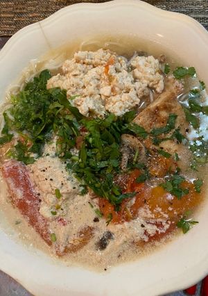 A picture of Vegetarian Bún Riêu.