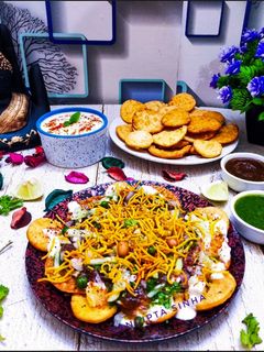 পাপড়ি চাট(Papri chaat recipe in bengali) রেসিপির প্রধান ছবি