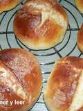 Bollos suizos o bollos de leche