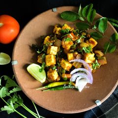 A picture of Tawa Paneer in South Indian style.