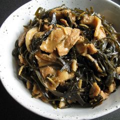 A picture of Simmered Pork Belly & Kombu (Kelp).