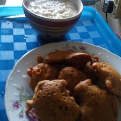 A picture of Akara.