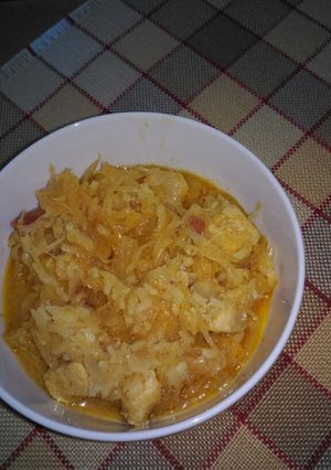 Székelykáposzta csirkemellből backonnel recept fotója