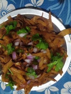 சப்பாத்தி நூடுல்ஸ் (Chappathi noodles recipe in tamil) செய்முறை முக்கிய புகைப்படம்
