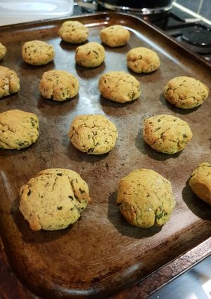 A picture of Lentil falafel.