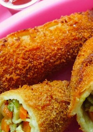 A picture of Chicken Spring Rolls.