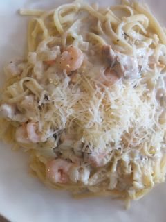A picture of Lemon Garlic Seafood Alfredo.