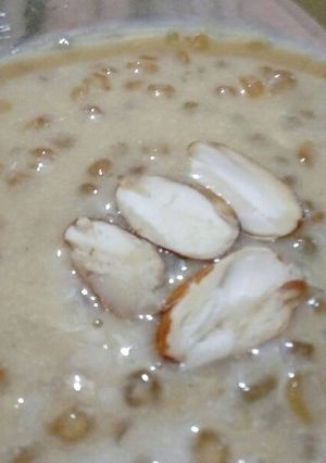 A picture of Sabudana Kheer with plum Jaggery.