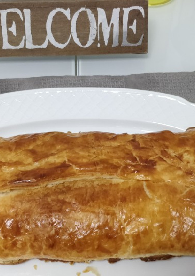 Una foto de Hojaldre de verduras con mozzarella