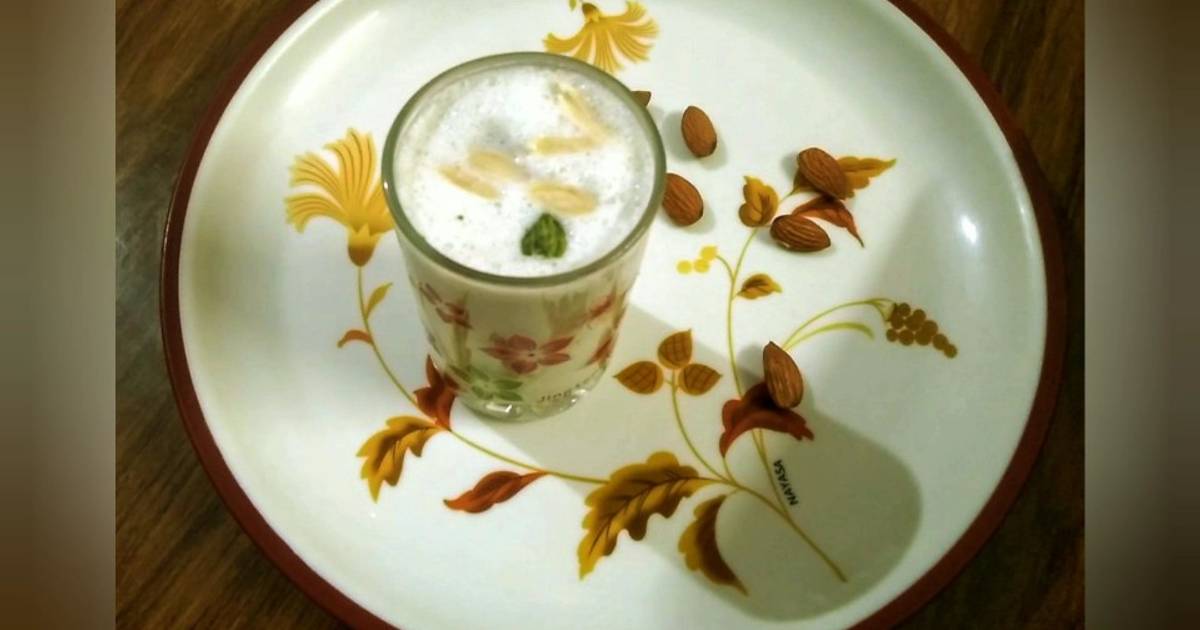 Healthy Almond Milk Shake Recipe by Krishna Biswas Cookpad
