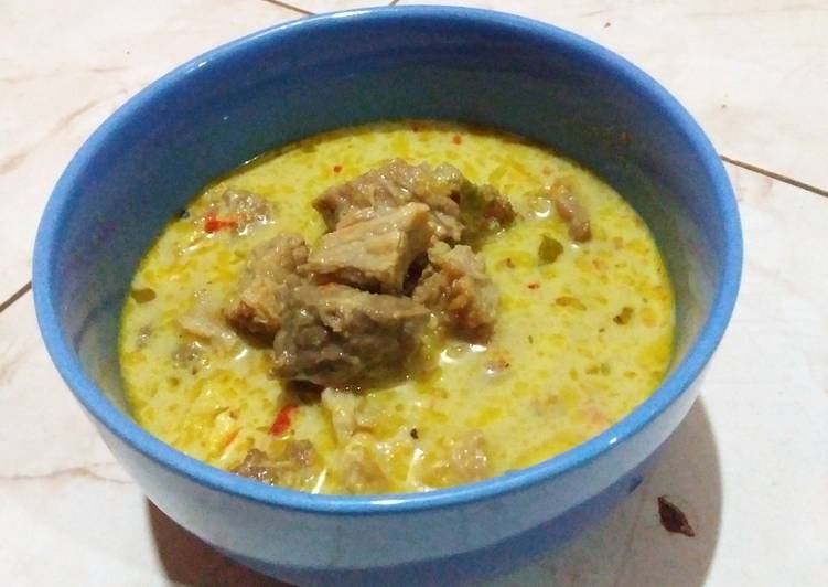 Gulai daging