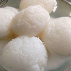A picture of Rasgulla.