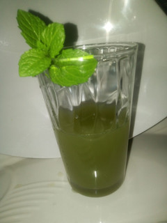A picture of Green refreshing drink.